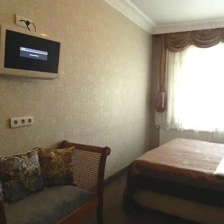 Hotel Apricot 3*