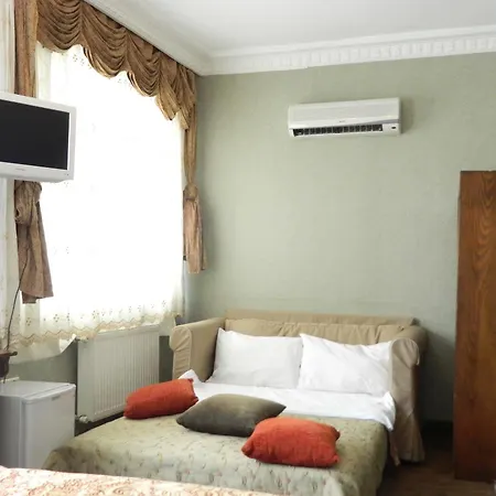 Hotel Apricot 3*
