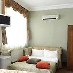 فندق Apricot 3*
